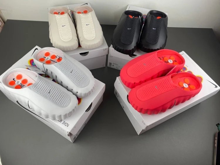 Nike Mayfly Slide Sandals